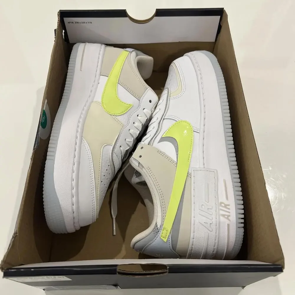 $134 Women Nike Air Force 1 Shadow Shoes White/Lemon/Wolf Grey FB7582 Size 9.5 - Picture 9 of 12